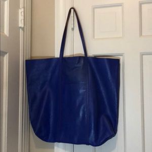 Blue tote bag, faux leather